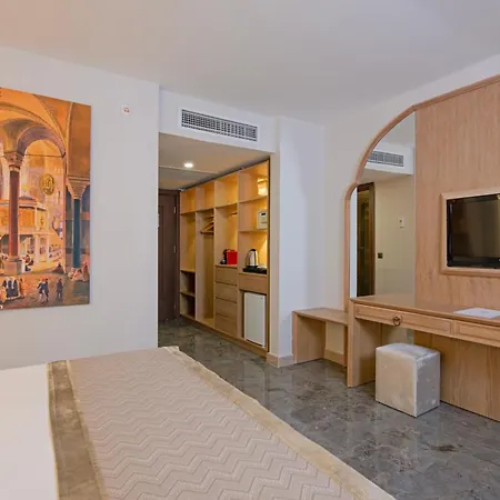 علاء الدين بيتش 4* ألانيا