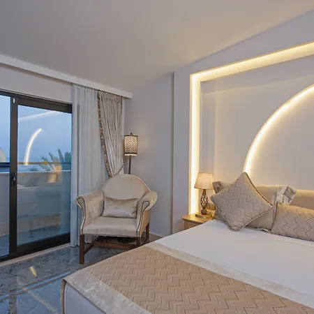 Alaaddin - Adult Only Otel 4*