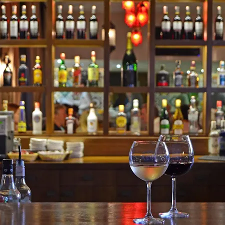 Alaaddin - Adult Only 酒店 4*
